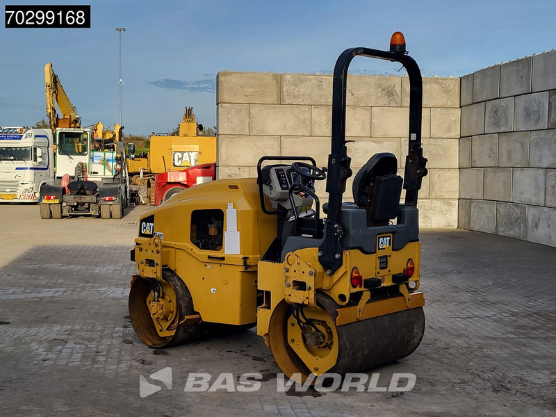 Caterpillar CB2.7 - Οδοστρωτήρας: φωτογραφία 2 Caterpillar CB2.7 - Οδοστρωτήρας: φωτογραφία 2