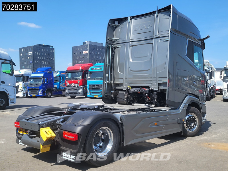 DAF XG+ 530 1324 4X2 NEW! NL-Truck '24 Retarder 2x Tanks Alcoa's Standklima ACC SmartTacho2 - Τράκτορας: φωτογραφία 5 DAF XG+ 530 1324 4X2 NEW! NL-Truck '24 Retarder 2x Tanks Alcoa's Standklima ACC SmartTacho2 - Τράκτορας: φωτογραφία 5