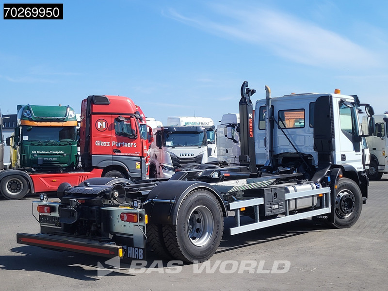 Iveco Eurocargo 180E320 4X2 NEW! 14tons Hiab Multilift ULT14S51 ACC Euro 6 - Φορτηγό φόρτωσης γάντζου: φωτογραφία 5 Iveco Eurocargo 180E320 4X2 NEW! 14tons Hiab Multilift ULT14S51 ACC Euro 6 - Φορτηγό φόρτωσης γάντζου: φωτογραφία 5