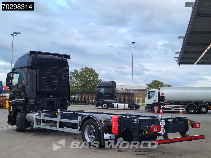 Iveco S-Way 460 4X2 NEW!! BDF Automatic Full air ACC Led Euro 6 - Φορτηγό μεταφοράς εμπορευματοκιβωτίων/ Κινητό αμάξωμα: φωτογραφία 2 Iveco S-Way 460 4X2 NEW!! BDF Automatic Full air ACC Led Euro 6 - Φορτηγό μεταφοράς εμπορευματοκιβωτίων/ Κινητό αμάξωμα: φωτογραφία 2