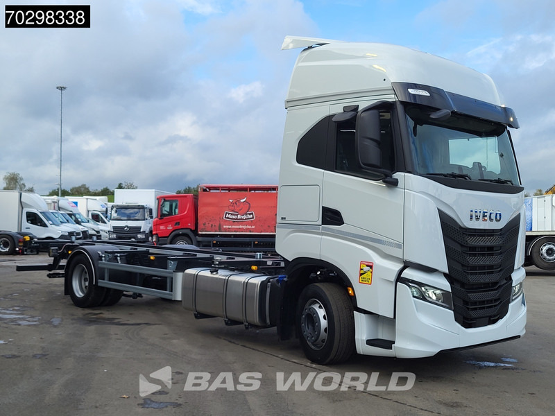 Iveco S-Way 460 4X2 NEW !! BDF Automatic Full air ACC Led Euro 6 - Φορτηγό μεταφοράς εμπορευματοκιβωτίων/ Κινητό αμάξωμα: φωτογραφία 3 Iveco S-Way 460 4X2 NEW !! BDF Automatic Full air ACC Led Euro 6 - Φορτηγό μεταφοράς εμπορευματοκιβωτίων/ Κινητό αμάξωμα: φωτογραφία 3