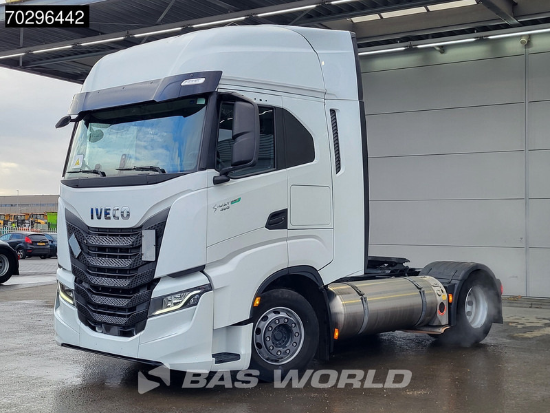 Iveco S-Way 460 S-Way 4X2 LNG! Retarder 2X Tanks - Τράκτορας: φωτογραφία 2 Iveco S-Way 460 S-Way 4X2 LNG! Retarder 2X Tanks - Τράκτορας: φωτογραφία 2