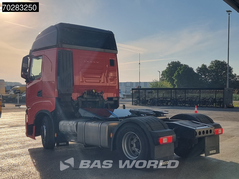 Iveco S-Way 490 4X2 DAMAGED! chassis bent 2x Tanks LED Navi Euro 6 - Τράκτορας: φωτογραφία 2 Iveco S-Way 490 4X2 DAMAGED! chassis bent 2x Tanks LED Navi Euro 6 - Τράκτορας: φωτογραφία 2