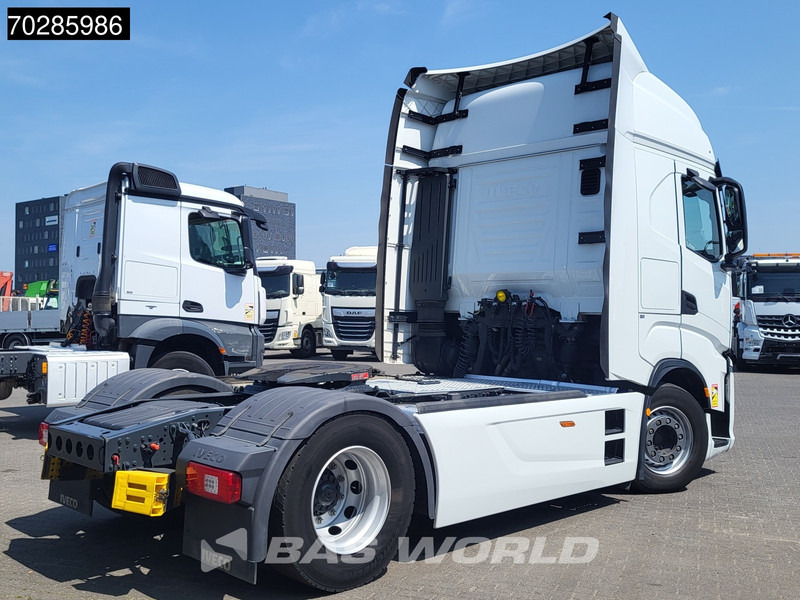 Iveco S-Way 490 4X2 Retarder Standklima 2xTanks Navi ACC LED Euro 6 - Τράκτορας: φωτογραφία 3 Iveco S-Way 490 4X2 Retarder Standklima 2xTanks Navi ACC LED Euro 6 - Τράκτορας: φωτογραφία 3
