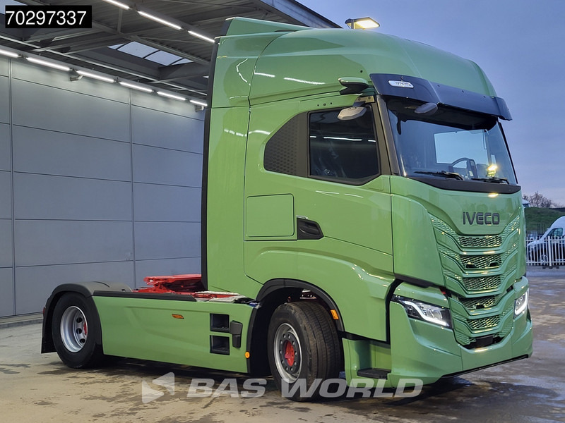 Iveco S-Way 580 4X2 NEW! LED Standklima ACC Navi Euro 6 - Τράκτορας: φωτογραφία 3 Iveco S-Way 580 4X2 NEW! LED Standklima ACC Navi Euro 6 - Τράκτορας: φωτογραφία 3
