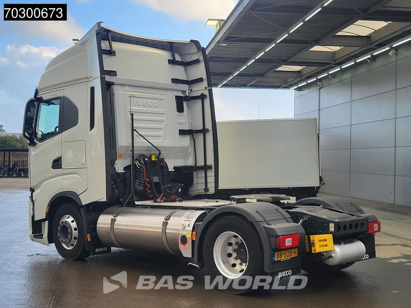 Iveco S-Way NP 460 4X2 LNG! Retarder Standairco 2xTanks Navi LED Euro 6 - Τράκτορας: φωτογραφία 3 Iveco S-Way NP 460 4X2 LNG! Retarder Standairco 2xTanks Navi LED Euro 6 - Τράκτορας: φωτογραφία 3