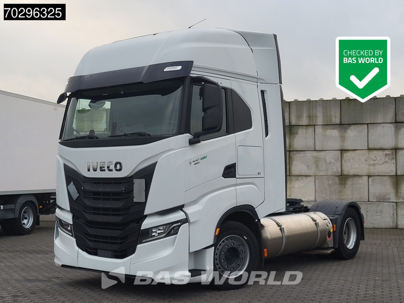 Iveco S-Way S-Way 4X2 LNG Retarder 2X Tanks - Τράκτορας: φωτογραφία 2 Iveco S-Way S-Way 4X2 LNG Retarder 2X Tanks - Τράκτορας: φωτογραφία 2