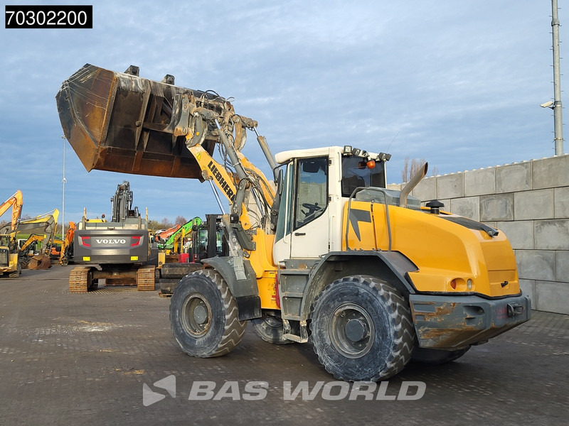 Liebherr L538 High Tip Bucket - Ελαστιχοφόρος φορτωτής: φωτογραφία 5 Liebherr L538 High Tip Bucket - Ελαστιχοφόρος φορτωτής: φωτογραφία 5