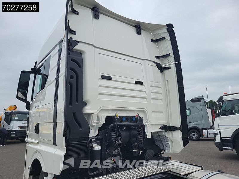 MAN TGX 18.520 4X2 NEW! GX Retarder 2x Tanks Standklima ACC - Τράκτορας: φωτογραφία 3 MAN TGX 18.520 4X2 NEW! GX Retarder 2x Tanks Standklima ACC - Τράκτορας: φωτογραφία 3