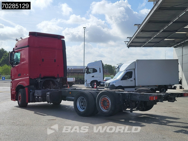 Mercedes-Benz Actros 2548 Actros 6X2 BigSpace Retarder PTO Liftachse Xenon ACC Navi Euro 6 - Φορτηγό σασί: φωτογραφία 2 Mercedes-Benz Actros 2548 Actros 6X2 BigSpace Retarder PTO Liftachse Xenon ACC Navi Euro 6 - Φορτηγό σασί: φωτογραφία 2