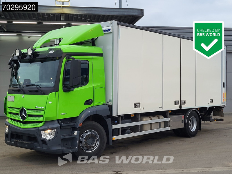 Mercedes-Benz Antos 1827 4X2 2000kg Ladebordwand Automatic Xenon Euro 6 - Φορτηγό κόφα: φωτογραφία 1 Mercedes-Benz Antos 1827 4X2 2000kg Ladebordwand Automatic Xenon Euro 6 - Φορτηγό κόφα: φωτογραφία 1