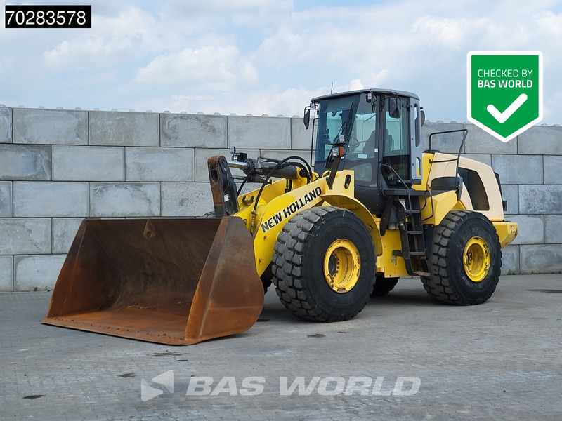 New Holland W270 - Ελαστιχοφόρος φορτωτής: φωτογραφία 1 New Holland W270 - Ελαστιχοφόρος φορτωτής: φωτογραφία 1