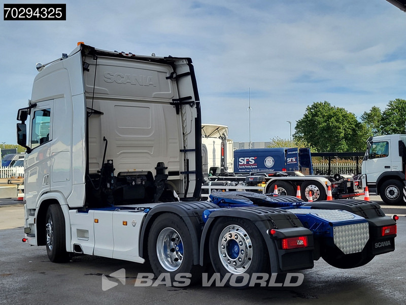 Scania R580 P 6X2 Full-Air Retarder Lift-Axle Leder ACC LED Euro 6 - Τράκτορας: φωτογραφία 2 Scania R580 P 6X2 Full-Air Retarder Lift-Axle Leder ACC LED Euro 6 - Τράκτορας: φωτογραφία 2
