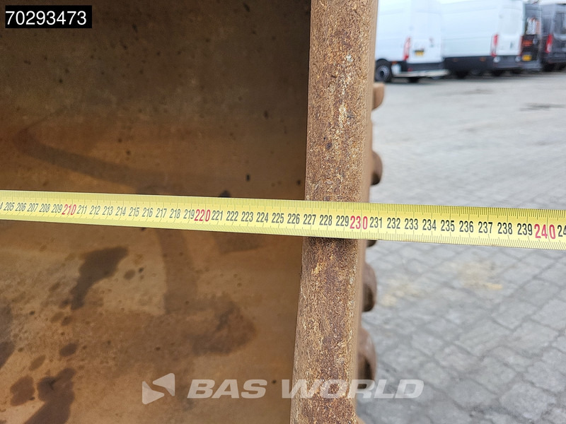 Ερπυστριοφόρος εκσκαφέας Volvo EC700 C L: φωτογραφία 14