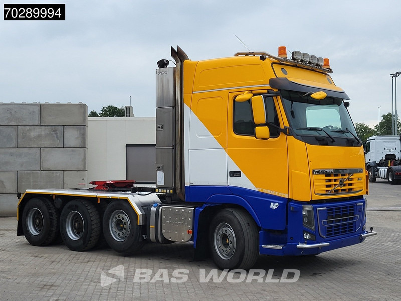 Volvo FH16 700 FH16 8X4 90T! Retarder Big-Axle Lift+Lenkachse Euro 5 - Τράκτορας: φωτογραφία 3 Volvo FH16 700 FH16 8X4 90T! Retarder Big-Axle Lift+Lenkachse Euro 5 - Τράκτορας: φωτογραφία 3