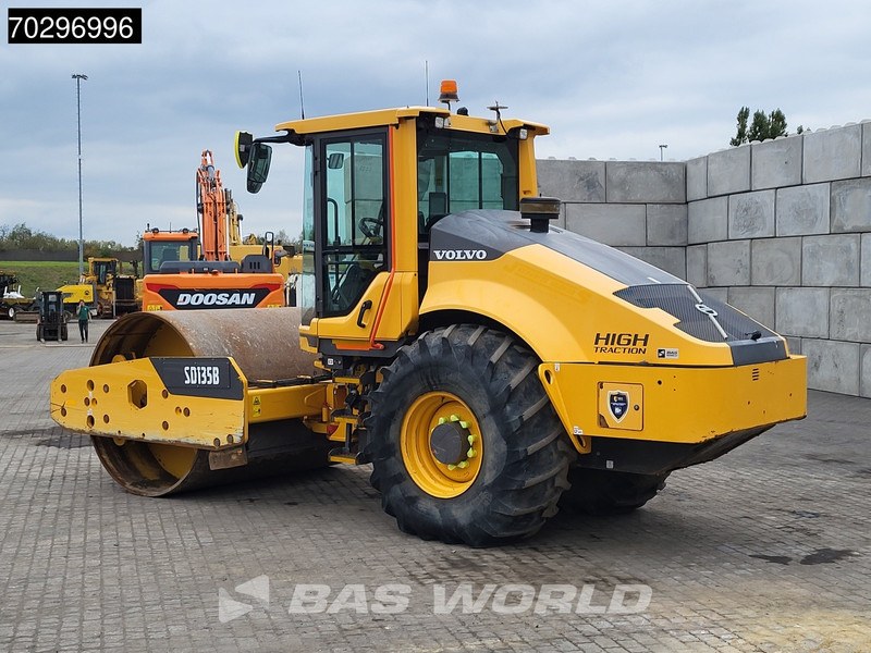 Volvo SD135 B A/C - Οδοστρωτήρας: φωτογραφία 2 Volvo SD135 B A/C - Οδοστρωτήρας: φωτογραφία 2