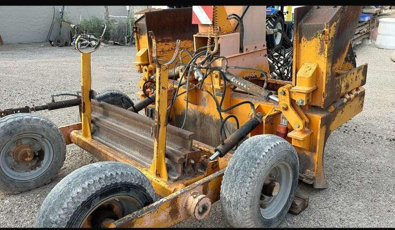 Capilla CRF-2 - Γκρέιντερ: φωτογραφία 2 Capilla CRF-2 - Γκρέιντερ: φωτογραφία 2