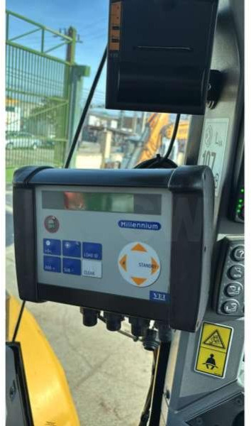 Ελαστιχοφόρος φορτωτής Caterpillar Chargeur sur Pneus 962K: φωτογραφία 16