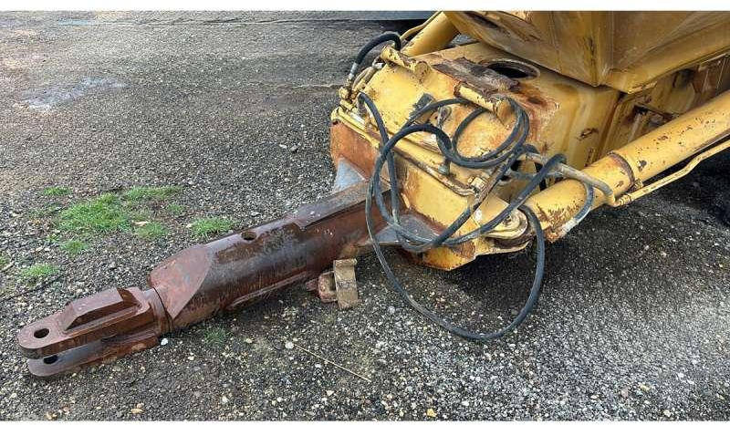 Caterpillar D250B - Ρυμούλκα ανατρεπόμενο: φωτογραφία 5 Caterpillar D250B - Ρυμούλκα ανατρεπόμενο: φωτογραφία 5