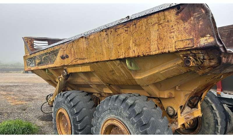 Caterpillar D250B - Ρυμούλκα ανατρεπόμενο: φωτογραφία 3 Caterpillar D250B - Ρυμούλκα ανατρεπόμενο: φωτογραφία 3