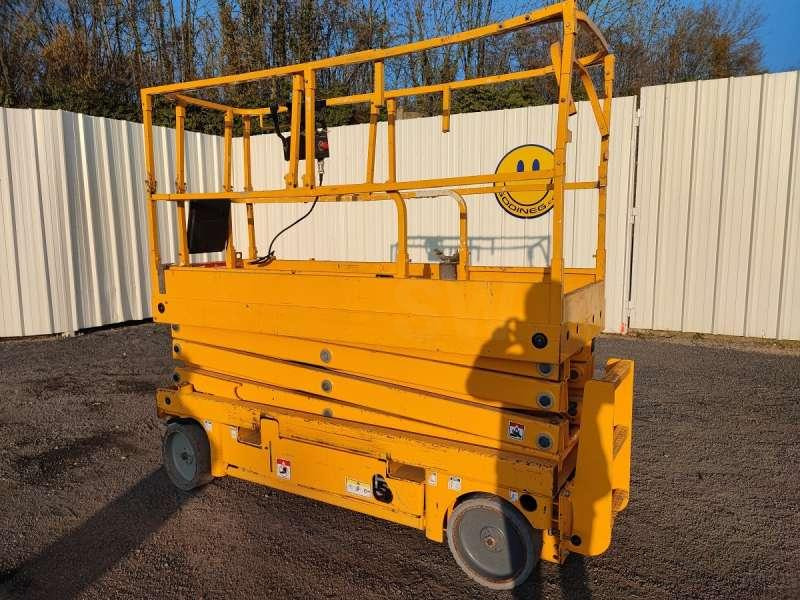 Haulotte Nacelle CISEAUX COMPACT 10N - Κάθετος ανελκυστήρας με κατάρτι: φωτογραφία 2 Haulotte Nacelle CISEAUX COMPACT 10N - Κάθετος ανελκυστήρας με κατάρτι: φωτογραφία 2