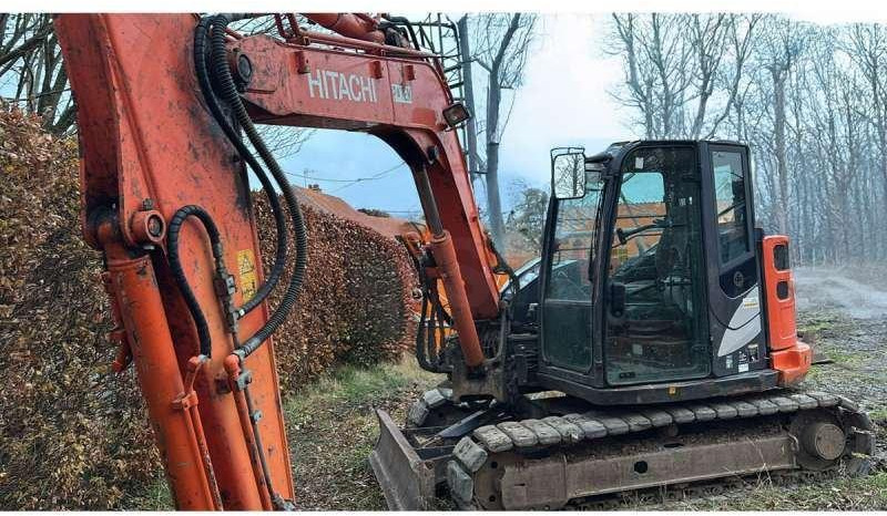 Hitachi ZX85USB-5A - Ερπυστριοφόρος εκσκαφέας: φωτογραφία 1 Hitachi ZX85USB-5A - Ερπυστριοφόρος εκσκαφέας: φωτογραφία 1