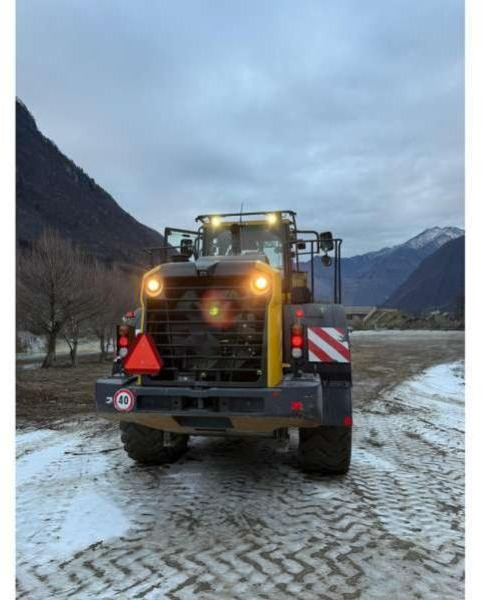 Komatsu WA380-8 - Ελαστιχοφόρος φορτωτής: φωτογραφία 5 Komatsu WA380-8 - Ελαστιχοφόρος φορτωτής: φωτογραφία 5