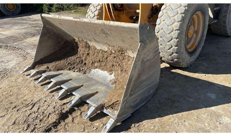 Liebherr L514 - Ελαστιχοφόρος φορτωτής: φωτογραφία 3 Liebherr L514 - Ελαστιχοφόρος φορτωτής: φωτογραφία 3