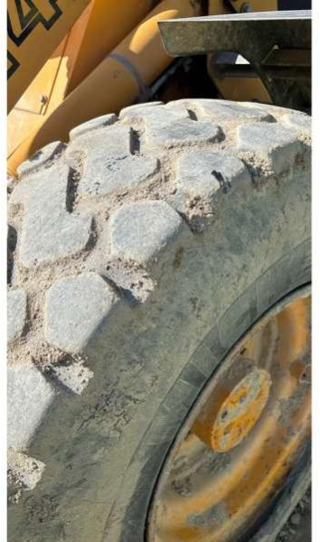 Liebherr L514 - Ελαστιχοφόρος φορτωτής: φωτογραφία 5 Liebherr L514 - Ελαστιχοφόρος φορτωτής: φωτογραφία 5