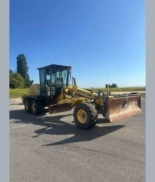 New Holland F106.6A 6X6 MACHINE SUISSE - Γκρέιντερ: φωτογραφία 2 New Holland F106.6A 6X6 MACHINE SUISSE - Γκρέιντερ: φωτογραφία 2