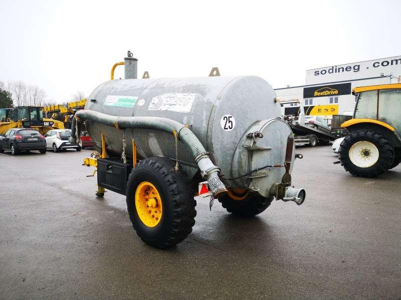 Sodimac MATERIEL ESPACES VERTS / AGRICOLE / FORESTIER TL 60 CUVE A LISER - Κοπροδιανομέας υγρής κοπριάς: φωτογραφία 4 Sodimac MATERIEL ESPACES VERTS / AGRICOLE / FORESTIER TL 60 CUVE A LISER - Κοπροδιανομέας υγρής κοπριάς: φωτογραφία 4