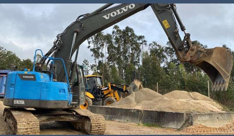 Volvo ECR235DL - Ερπυστριοφόρος εκσκαφέας: φωτογραφία 1 Volvo ECR235DL - Ερπυστριοφόρος εκσκαφέας: φωτογραφία 1