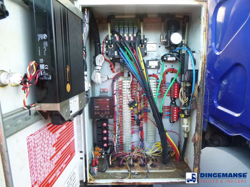 Όχημα εκκένωσης βόθρων DAF LF 250 4x2 Whale vacuum tank 8 m3: φωτογραφία 16 Όχημα εκκένωσης βόθρων DAF LF 250 4x2 Whale vacuum tank 8 m3: φωτογραφία 16