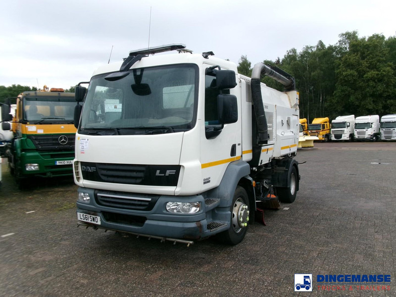DAF LF 55.220 4x2 Scarab sweeper - Σάρωθρο δρόμων: φωτογραφία 1 DAF LF 55.220 4x2 Scarab sweeper - Σάρωθρο δρόμων: φωτογραφία 1