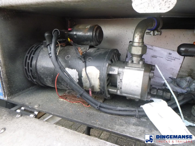 Επικαθήμενο βυτίο Feldbinder Powder tank alu 63 m3 (tipping): φωτογραφία 15