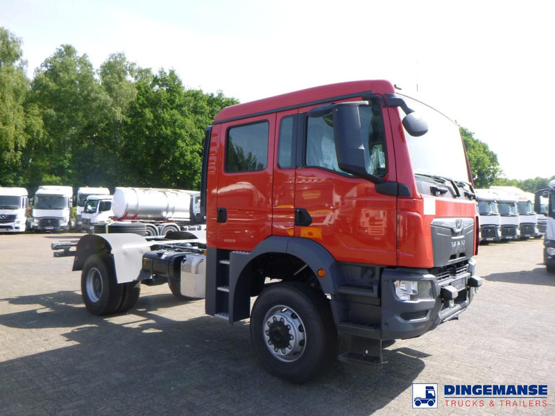 MAN TGM 18.320 4x4 BB chassis / new/unused - Φορτηγό σασί: φωτογραφία 2 MAN TGM 18.320 4x4 BB chassis / new/unused - Φορτηγό σασί: φωτογραφία 2