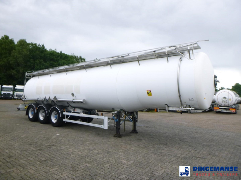 Magyar Chemical tank inox 34 m3 / 1 comp - Ρυμούλκα βυτίο: φωτογραφία 2 Magyar Chemical tank inox 34 m3 / 1 comp - Ρυμούλκα βυτίο: φωτογραφία 2