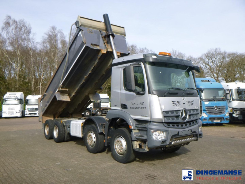 Mercedes-Benz Arocs 3246 8x4 RHD tipper - Φορτηγό ανατρεπόμενο: φωτογραφία 2 Mercedes-Benz Arocs 3246 8x4 RHD tipper - Φορτηγό ανατρεπόμενο: φωτογραφία 2