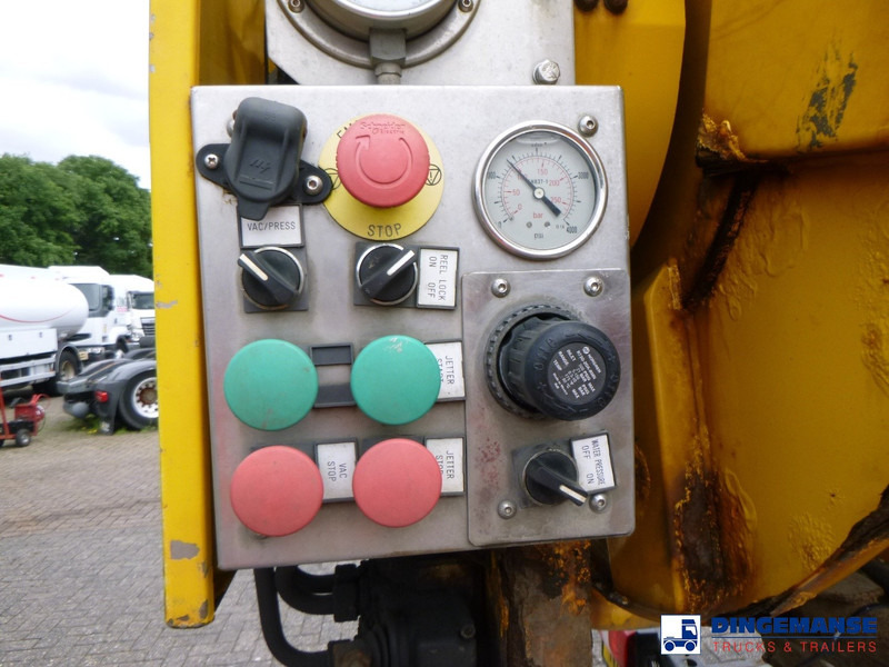Όχημα εκκένωσης βόθρων Mercedes-Benz Econic 1830 4x2 Euro 6 RHD Fuller vacuum tank 8.1 m3: φωτογραφία 17