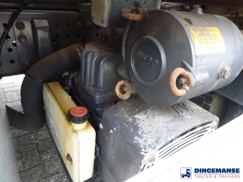 Όχημα εκκένωσης βόθρων Mercedes-Benz Econic 1830 4x2 Euro 6 RHD Fuller vacuum tank 8.1 m3: φωτογραφία 20