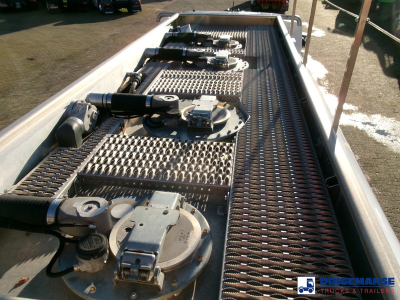 Φορτηγό βυτιοφόρο Renault Midlum 270 4x2 fuel tank 11.5 m3 / 4 comp ADR 26-04-2024: φωτογραφία 14