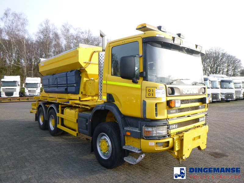 Scania P114-340 CB 6X6 RHD gritter / snow plough - Εκχιονιστικό μηχάνημα: φωτογραφία 2 Scania P114-340 CB 6X6 RHD gritter / snow plough - Εκχιονιστικό μηχάνημα: φωτογραφία 2