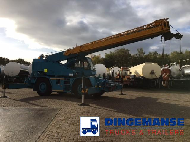 Tadano-Faun TR300 EX 4x4x4 All-terrain crane - Τηλεσκοπικός γερανός: φωτογραφία 2 Tadano-Faun TR300 EX 4x4x4 All-terrain crane - Τηλεσκοπικός γερανός: φωτογραφία 2