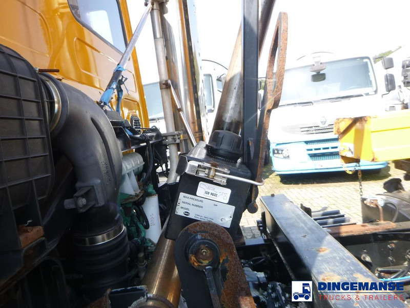 Όχημα εκκένωσης βόθρων Volvo FL6 4x2 RHD Whale vacuum tank 8 m3: φωτογραφία 19 Όχημα εκκένωσης βόθρων Volvo FL6 4x2 RHD Whale vacuum tank 8 m3: φωτογραφία 19