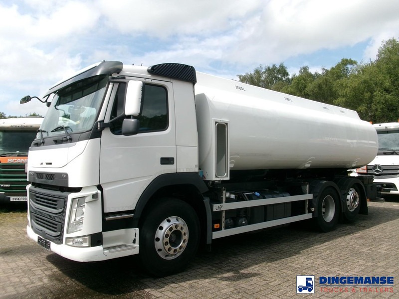 Volvo FM 380 6X2 fuel tank 20.6 m3 / 4 comp - Φορτηγό βυτιοφόρο: φωτογραφία 1 Volvo FM 380 6X2 fuel tank 20.6 m3 / 4 comp - Φορτηγό βυτιοφόρο: φωτογραφία 1