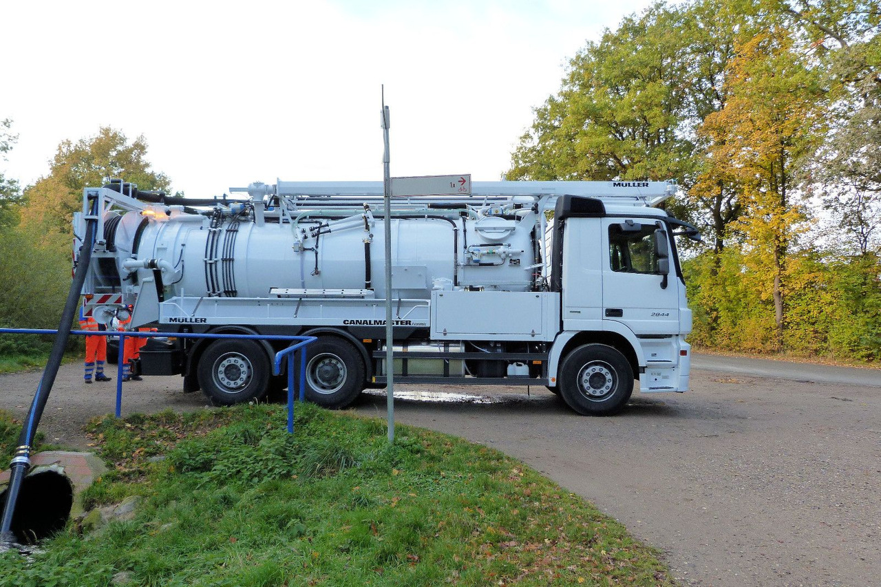 Mercedes-Benz Actros 2844 6x2 Müller 10m³ Canalmaster WRG - Όχημα εκκένωσης βόθρων: φωτογραφία 5 Mercedes-Benz Actros 2844 6x2 Müller 10m³ Canalmaster WRG - Όχημα εκκένωσης βόθρων: φωτογραφία 5