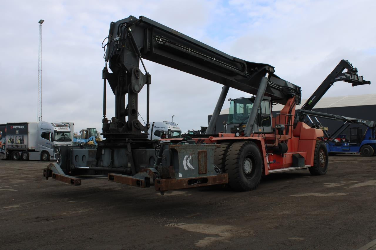 Kalmar DRF450-75S6XS - Reachstacker: φωτογραφία 2 Kalmar DRF450-75S6XS - Reachstacker: φωτογραφία 2