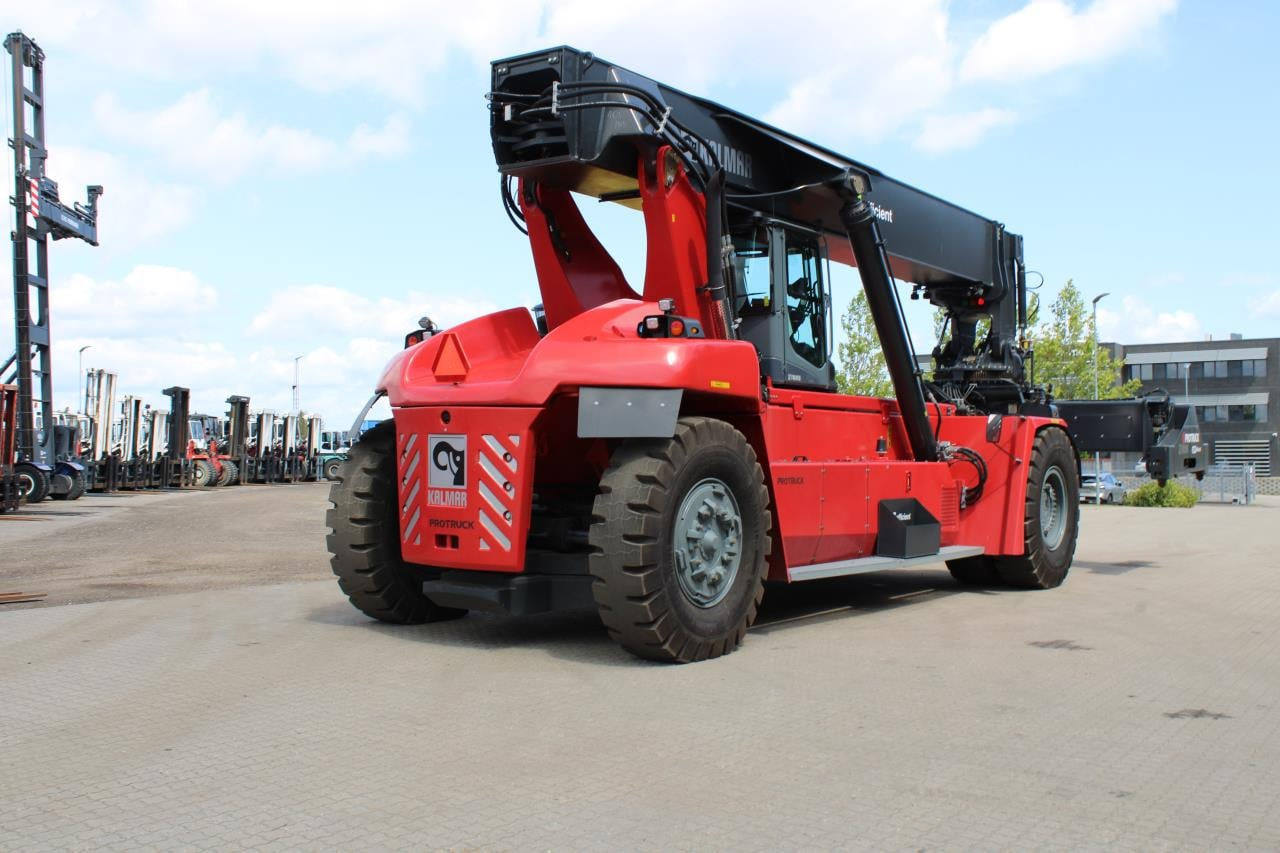 Kalmar DRG450-65S5XE - Reachstacker: φωτογραφία 3 Kalmar DRG450-65S5XE - Reachstacker: φωτογραφία 3