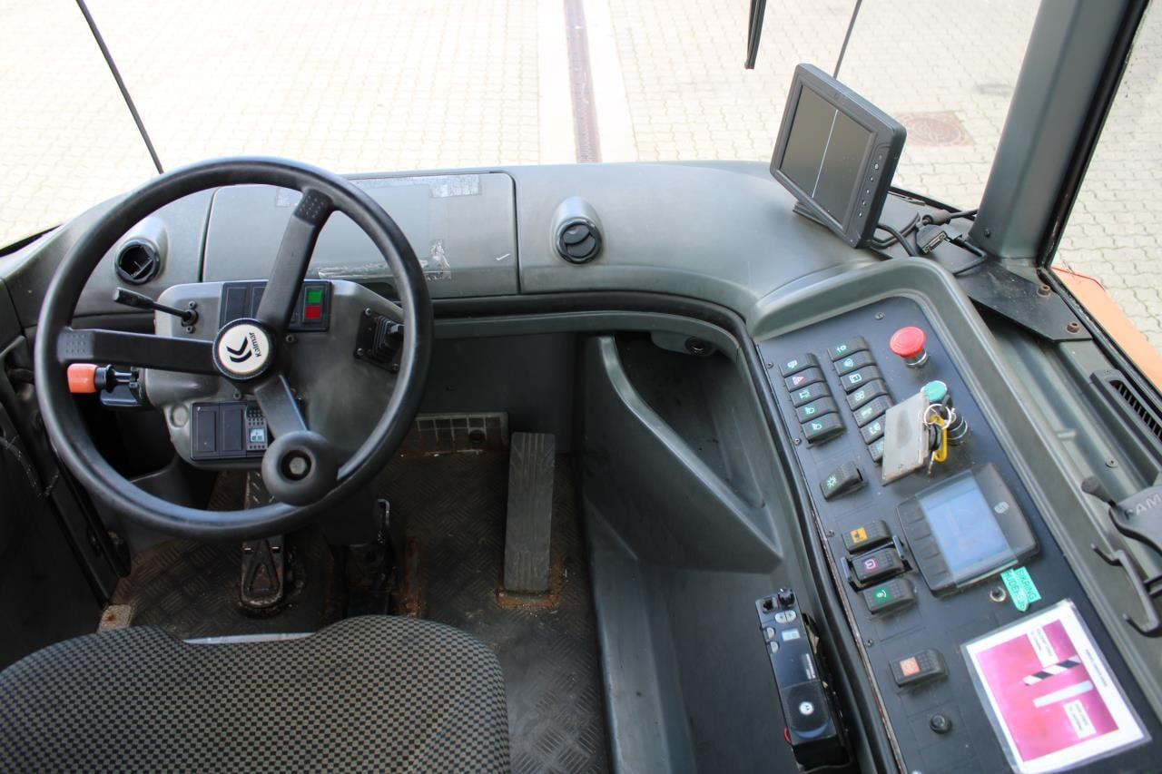 Kalmar TT618I - Τράκτορες τελωνείων: φωτογραφία 4 Kalmar TT618I - Τράκτορες τελωνείων: φωτογραφία 4