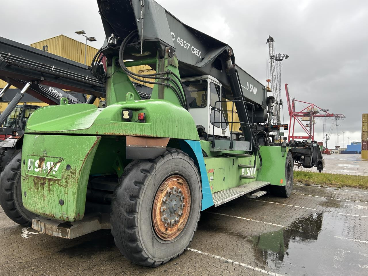 SMV SC4537 CBX5 - Reachstacker: φωτογραφία 2 SMV SC4537 CBX5 - Reachstacker: φωτογραφία 2